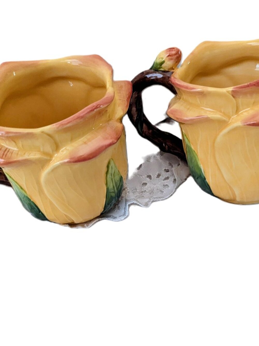 Corner Ruby Garden Collection 2 Apricot Ceramic Mugs New